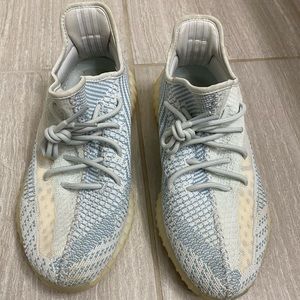 Yeezy Boost 350 V2 "Cloud White"